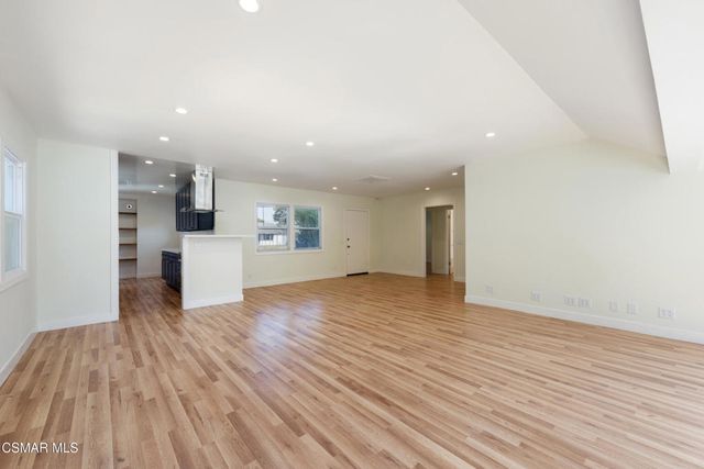301 Frances Street, Ventura, CA 93003