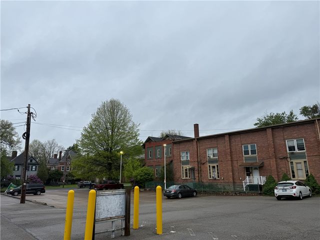 401-405 N Main Street, City Of But Ne, PA 16001
