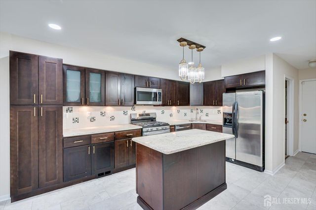 15 Allison Court, South Brunswick, NJ 08852