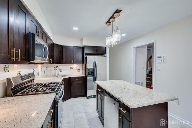 15 Allison Court, South Brunswick, NJ 08852