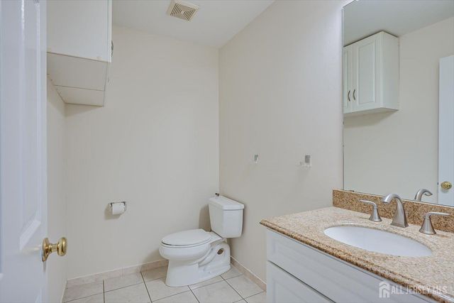 15 Allison Court, South Brunswick, NJ 08852