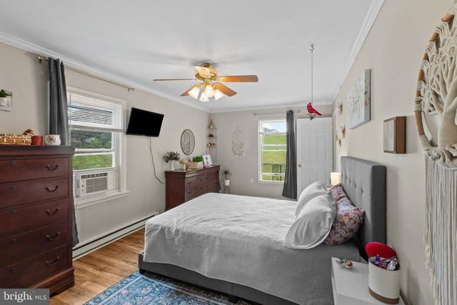 1304 NAUGAHYDE RD, Westminster, MD 21157