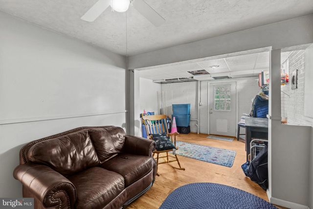 1304 NAUGAHYDE RD, Westminster, MD 21157