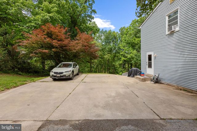 1304 NAUGAHYDE RD, Westminster, MD 21157