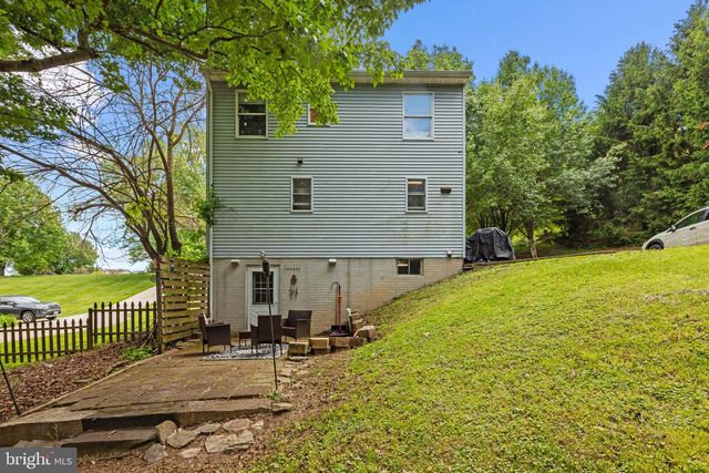1304 NAUGAHYDE RD, Westminster, MD 21157