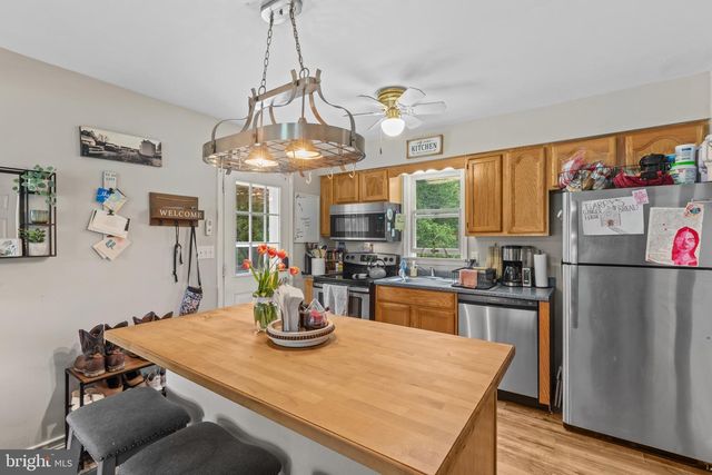 1304 NAUGAHYDE RD, Westminster, MD 21157