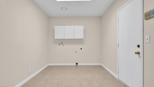 2272 N Starr Road, Palm Springs, CA 92262