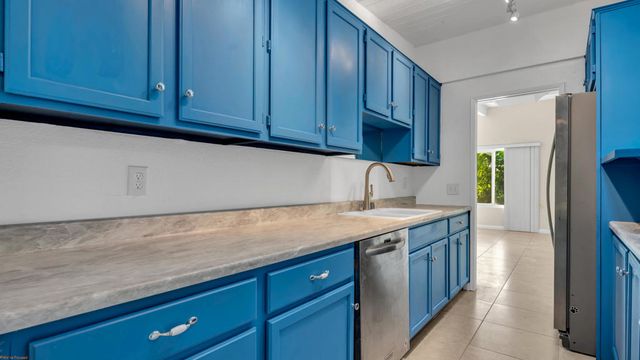 2272 N Starr Road, Palm Springs, CA 92262