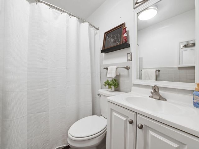 3810 Dorko Court, Columbus, OH 43224