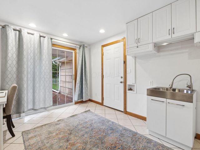 3810 Dorko Court, Columbus, OH 43224