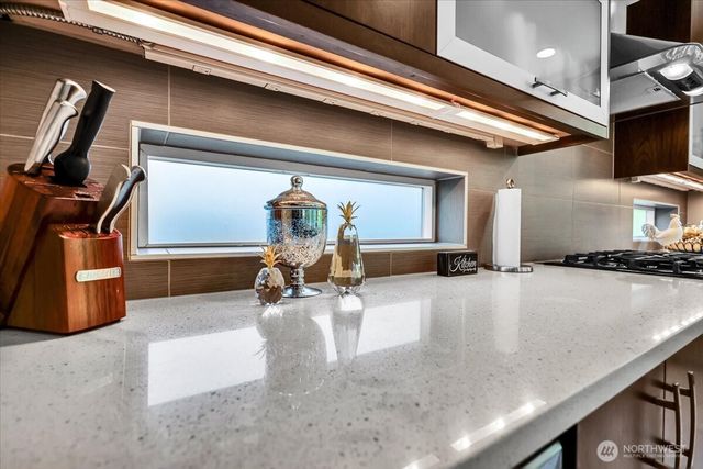 6485 Serenity Loop, Gig Harbor, WA 98335