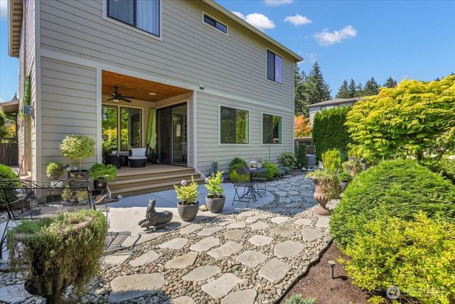 6485 Serenity Loop, Gig Harbor, WA 98335