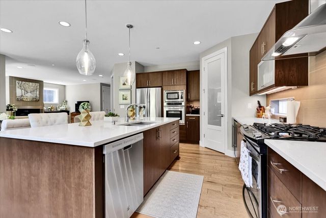 6485 Serenity Loop, Gig Harbor, WA 98335