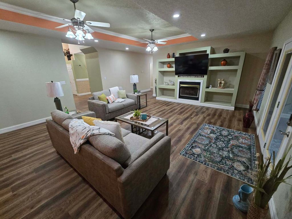Image 30 of property listing at 14181 N Manhattan Lane, Mt Vernon, IL 62864