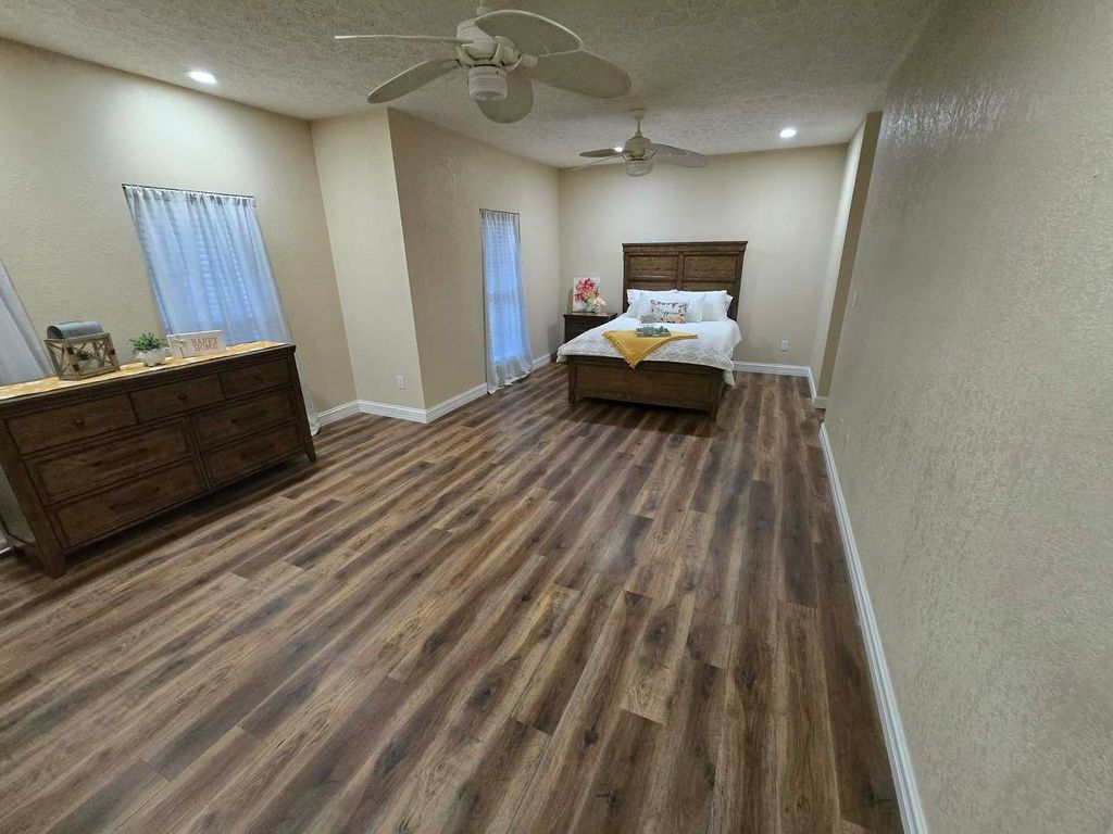 Image 35 of property listing at 14181 N Manhattan Lane, Mt Vernon, IL 62864