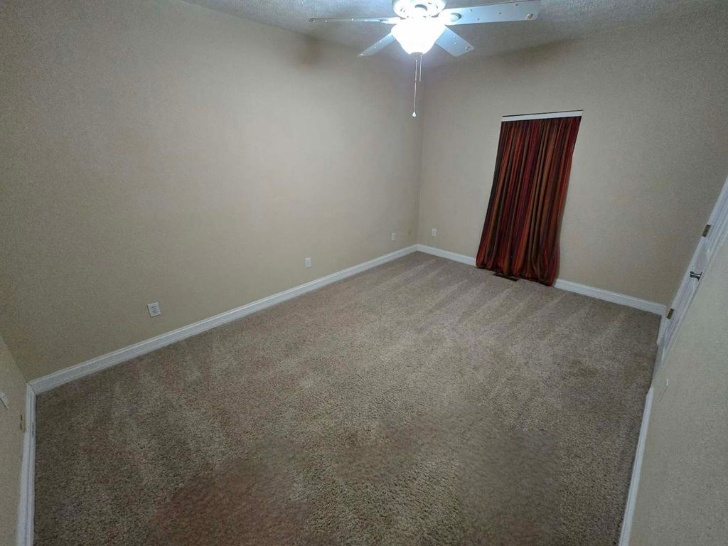 Image 49 of property listing at 14181 N Manhattan Lane, Mt Vernon, IL 62864