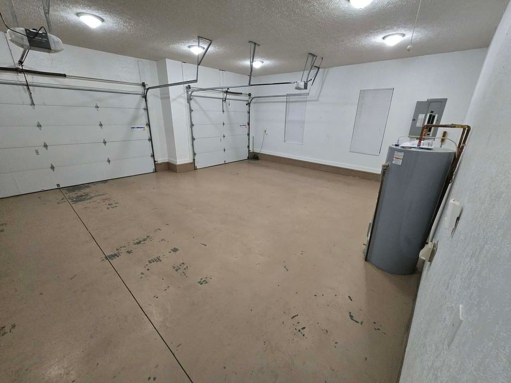 Image 56 of property listing at 14181 N Manhattan Lane, Mt Vernon, IL 62864