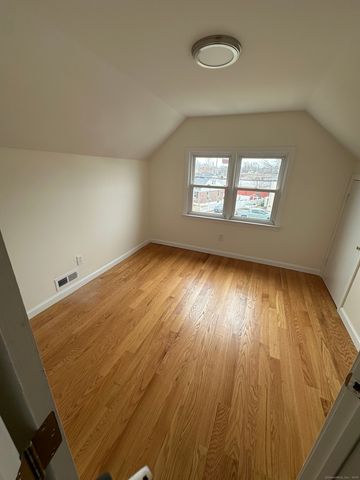 11 Colony Street, Stratford, CT 06615