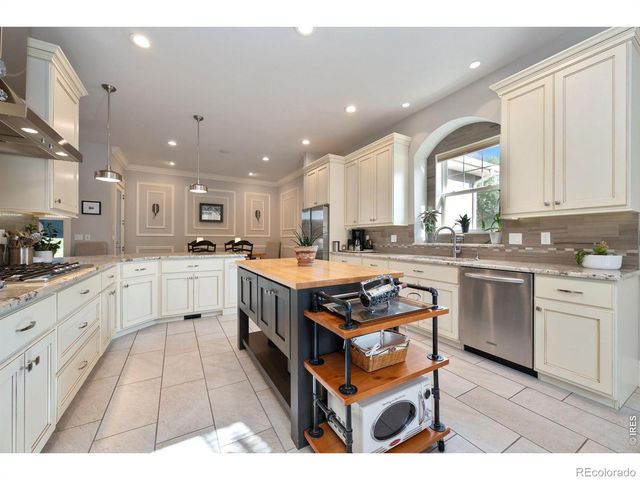 214 N Cove Drive, Loveland, CO 80537