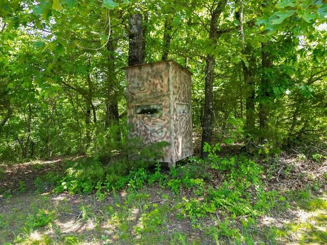 2497 Woodcliff Road, Springdale, AR 72764