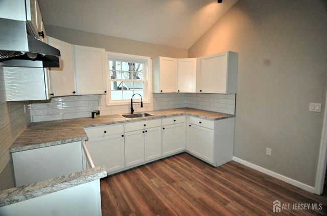 807 6th Street, Union Beach, NJ 07735