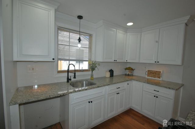 807 6th Street, Union Beach, NJ 07735