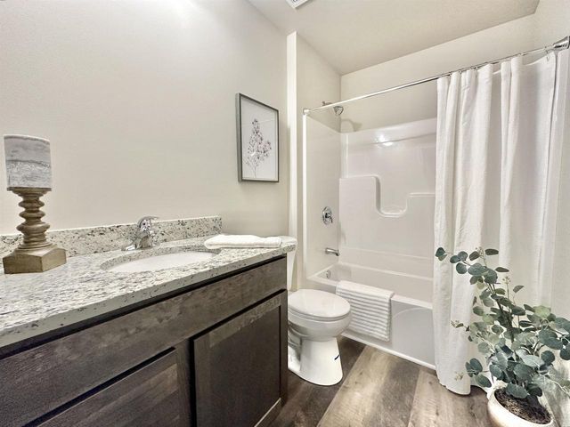 1714 S Willard Avenue, Janesville, WI 53546