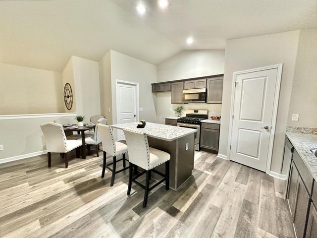 1714 S Willard Avenue, Janesville, WI 53546