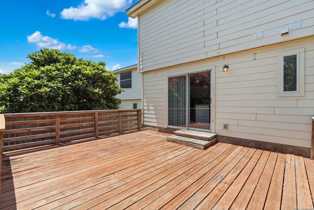 17327 Wayland Run, San Antonio, TX 78247