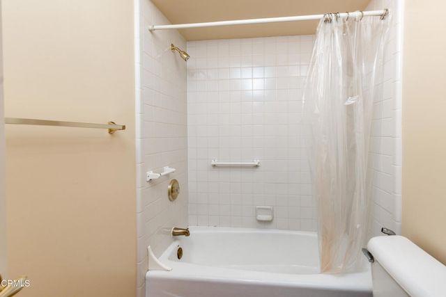10906 Rosslyn Lane, Bakersfield, CA 93311