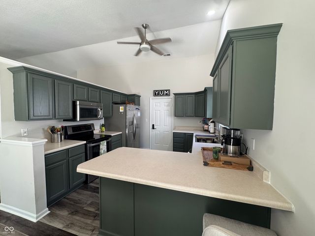 12843 Glengary Drive, Fishers, IN 46038