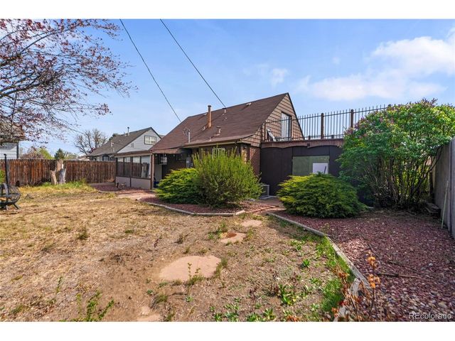 7211 Utica St, Westminster, CO 80030