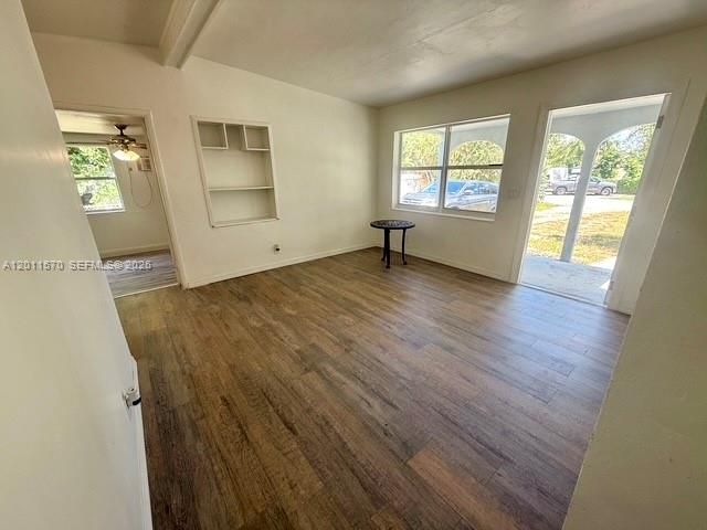 530 Mentone Rd, Lake Worth, FL 33462