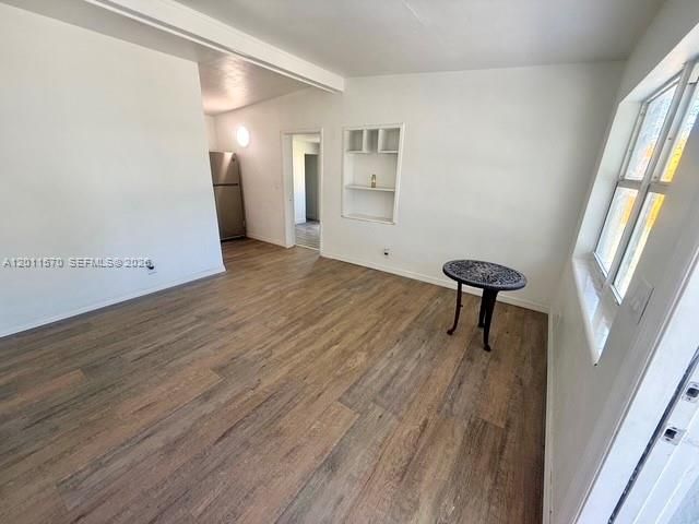 530 Mentone Rd, Lake Worth, FL 33462