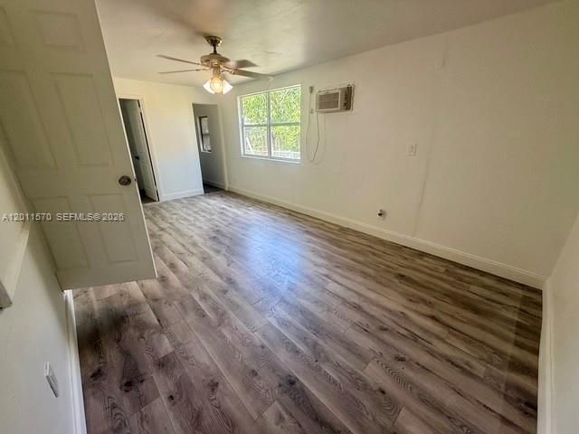 530 Mentone Rd, Lake Worth, FL 33462