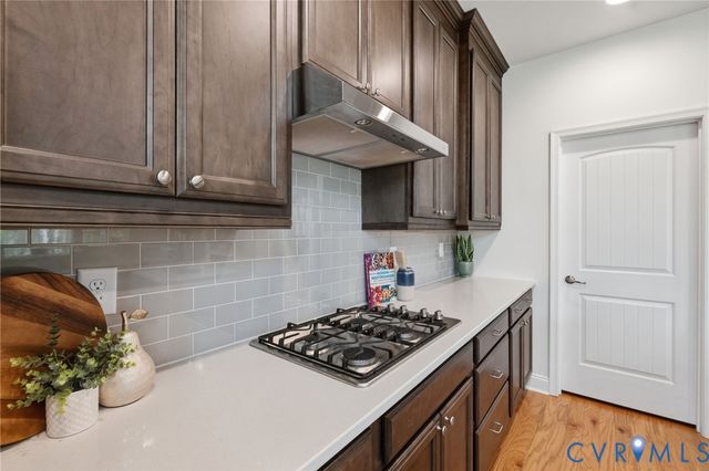 17818 Silverthread Ter, Moseley, VA 23120