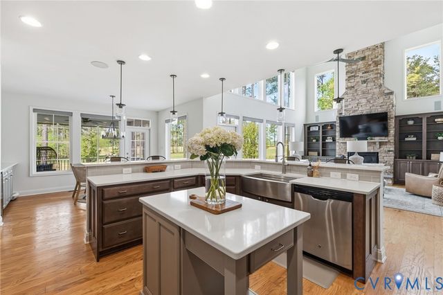 17818 Silverthread Ter, Moseley, VA 23120
