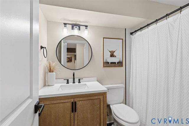 17818 Silverthread Ter, Moseley, VA 23120