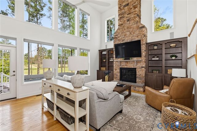17818 Silverthread Ter, Moseley, VA 23120