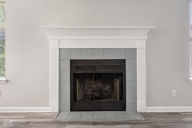 5187 Pin Oak Drive, Indianapolis, IN 46254