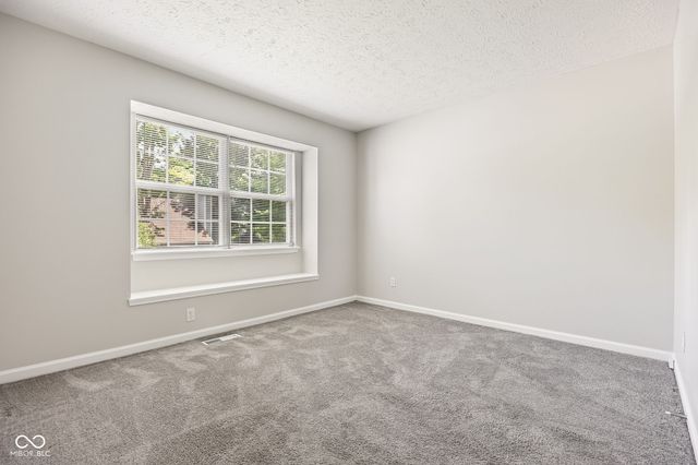 5187 Pin Oak Drive, Indianapolis, IN 46254