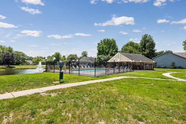 5187 Pin Oak Drive, Indianapolis, IN 46254