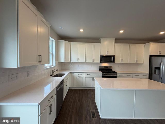 37 EAST FRONT STREET, Bridgeport, PA 19405