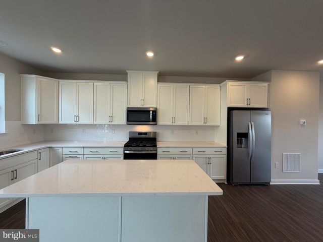 37 EAST FRONT STREET, Bridgeport, PA 19405