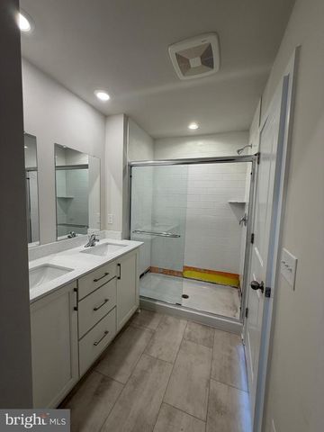 37 EAST FRONT STREET, Bridgeport, PA 19405