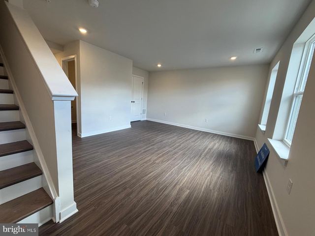 37 EAST FRONT STREET, Bridgeport, PA 19405