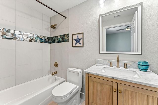2 15TH AVENUE 401, Indian Rocks Beach, FL 33785
