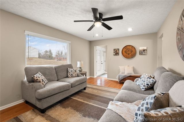 13232 Iris Drive, Memphis, IN 47143