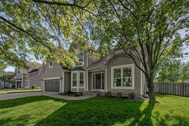 15216 Woodson Street, Overland Park, KS 66223