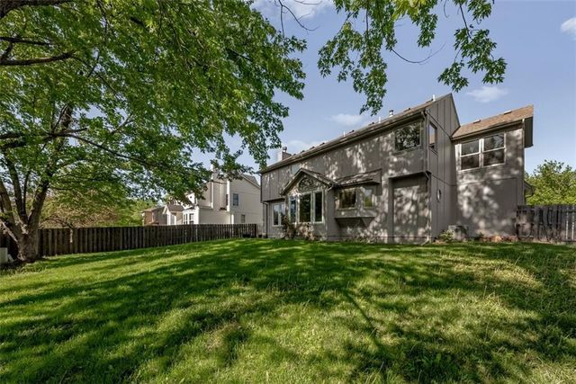 15216 Woodson Street, Overland Park, KS 66223